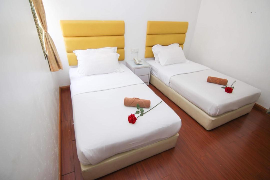 Rose Cottage Hotel Bandar Seri Alam Johor Bahru Exterior photo