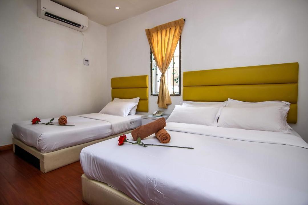 Rose Cottage Hotel Bandar Seri Alam Johor Bahru Exterior photo